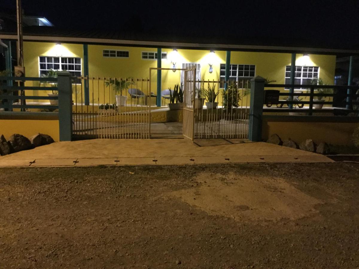 Cc Best Villas Tobago Lowlands Bagian luar foto